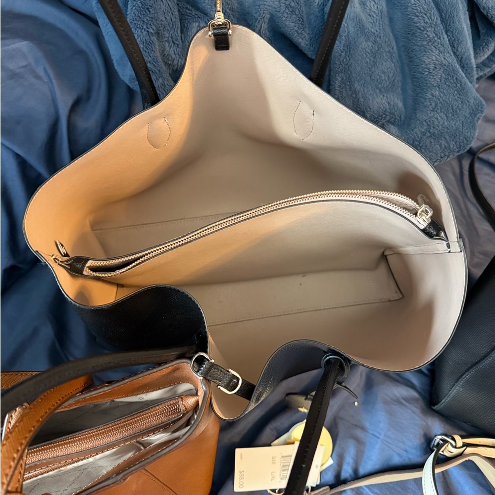 Kate Spade Black Leather Tote with Tag Charm - Picture 2 of 2